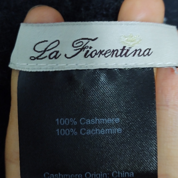 Cashmere poncho - so soft and cozy! - Picture 4 of 6